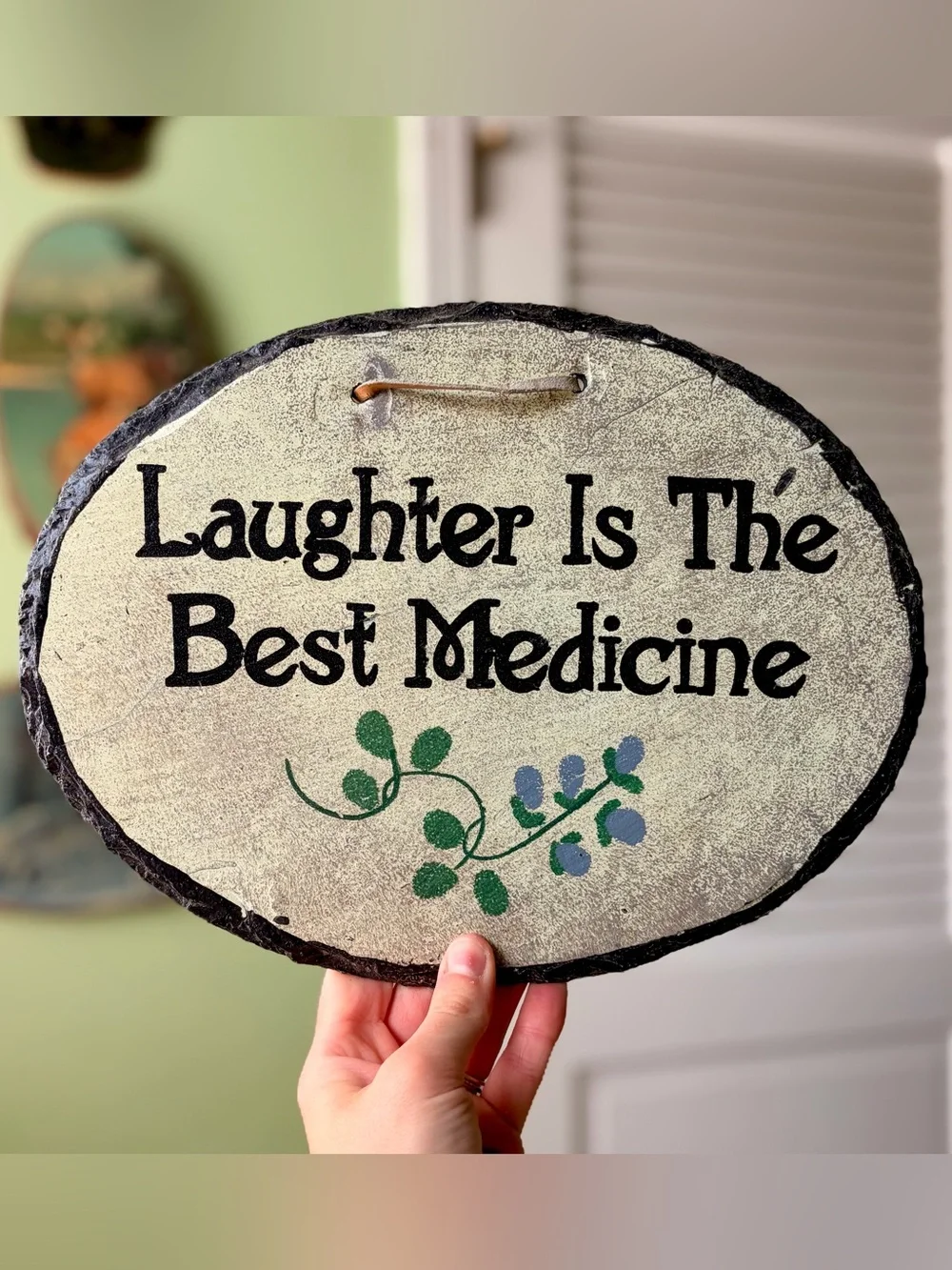 VTG Stone Laughter Is The Best Medicine Decorative Wall Plaque Florals